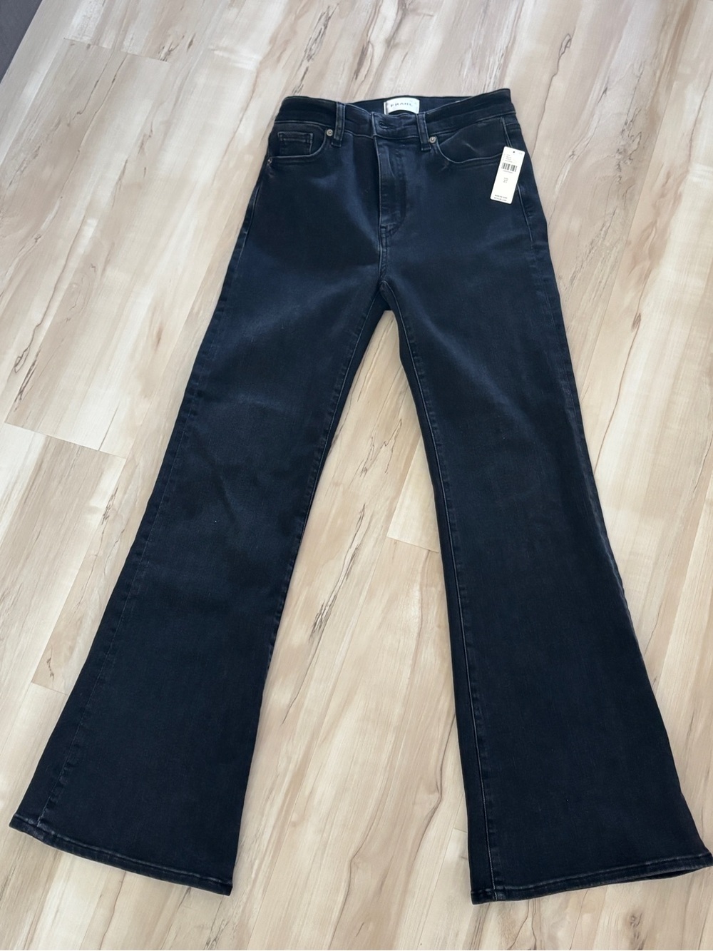 NWT FRAME The Icon Mid Rise Flare Jeans | Size 27 | Black